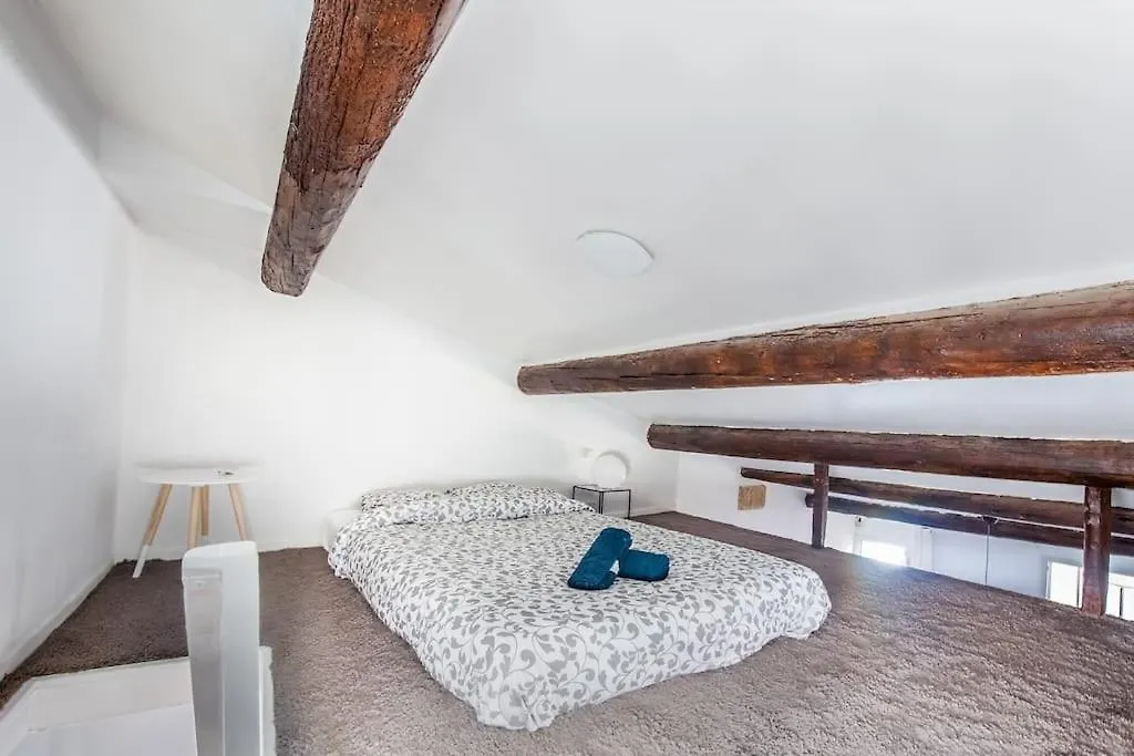 Au Coeur Du Panier Avec Terrasse 2 A 4 Personnes Climatisation Apartment Marseille