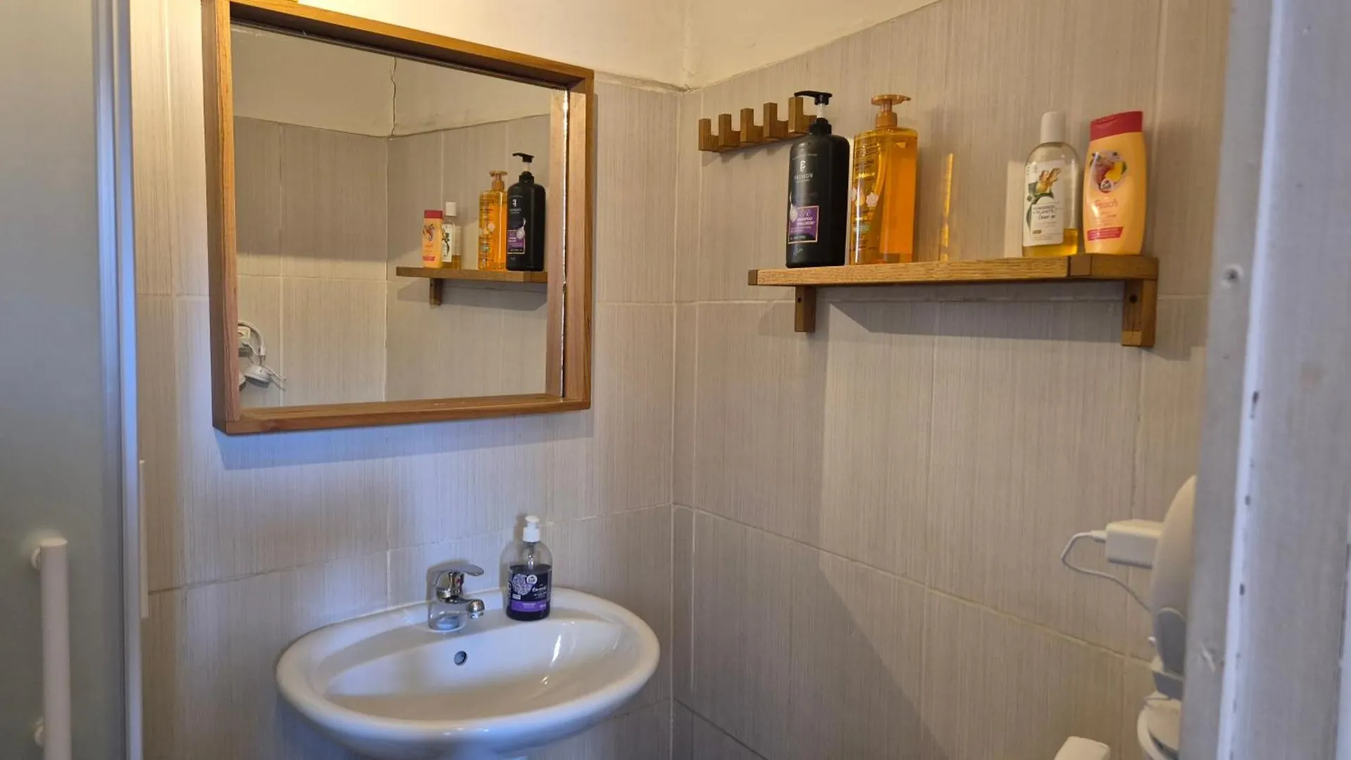 Apartmán Au Coeur Du Panier Avec Terrasse 2 A 4 Personnes Climatisation Marseille 0*,