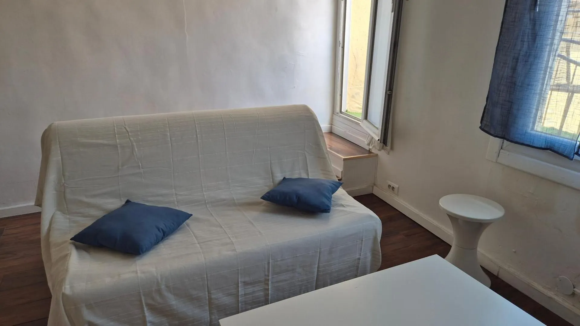 Au Coeur Du Panier Avec Terrasse 2 A 4 Personnes Climatisation Apartment Marseille France
