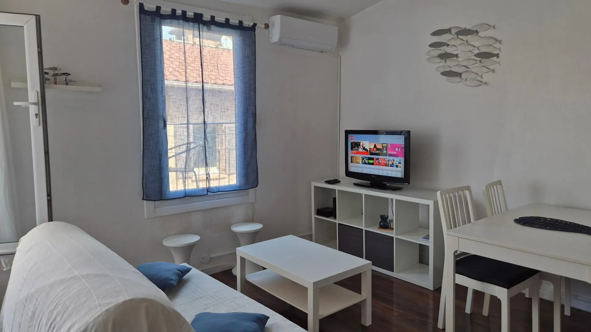 Au Coeur Du Panier Avec Terrasse 2 A 4 Personnes Climatisation Apartment Marseille 0*,  France